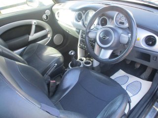 /photos/9737/74240836-9785-5272-9031-ac3044014edf_i320x240.jpg